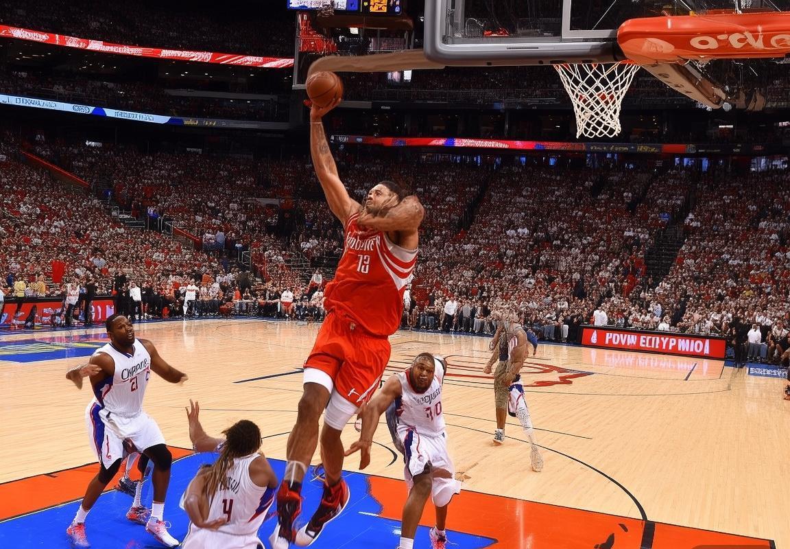 2015NBA西部半决赛：火箭对快船巅峰对决回顾(图2)